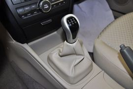 2012款东南V3菱悦1.5L手动亲民舒适版