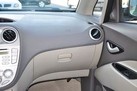 2012款江淮和悦RS