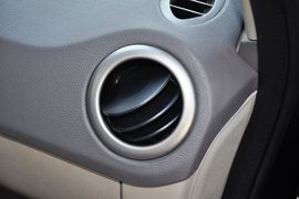 2012款江淮和悦RS