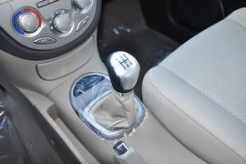 2012款江淮和悦RS