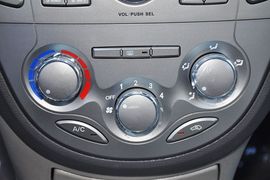 2012款江淮和悦RS