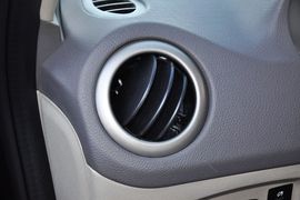 2012款江淮和悦RS