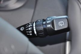 2012款江淮和悦RS