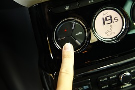 2012款DS3至尊版外出试驾实拍