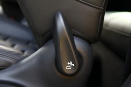 2012款DS3至尊版外出试驾实拍