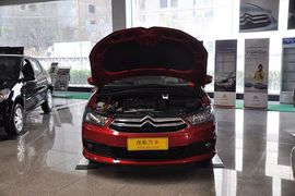 2012款雪铁龙新世嘉两厢1.6L手动乐尚型