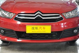 2012款雪铁龙新世嘉两厢1.6L手动乐尚型