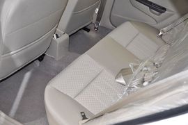 2012款东南V3菱悦1.5L手动亲民豪华版