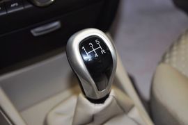 2012款东南V3菱悦1.5L手动亲民豪华版