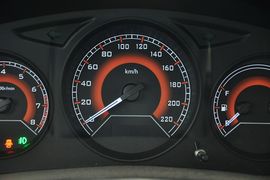 2012款东南V3菱悦1.5L手动亲民豪华版