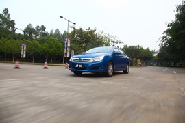 比亚迪速锐1.5TID