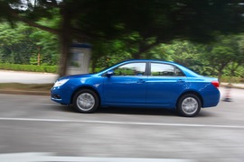 比亚迪速锐1.5TID