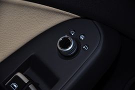 2013款一汽奥迪A4L
