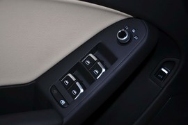2013款一汽奥迪A4L
