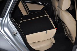 2013款一汽奥迪A4L