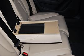 2013款一汽奥迪A4L