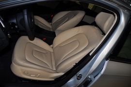 2013款一汽奥迪A4L