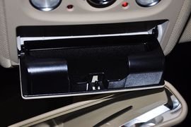 2013款一汽奥迪A4L