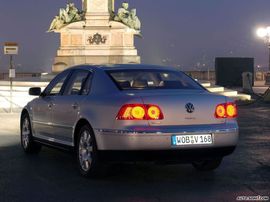 2003款大众辉腾V10