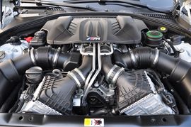 2013款宝马M6