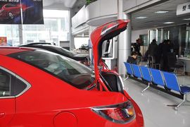 2012款马自达睿翼2.0L豪华版