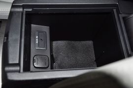 2012款马自达睿翼2.0L豪华版