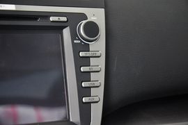 2012款马自达睿翼2.0L豪华版