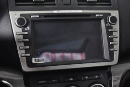 2012款马自达睿翼2.0L豪华版