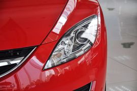 2012款马自达睿翼2.0L豪华版