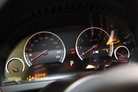 2013款宝马M6