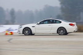2013款宝马M6