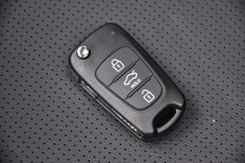 2012款起亚凯尊2.4L尊贵型到店实拍