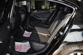 2012款起亚凯尊2.4L尊贵型到店实拍
