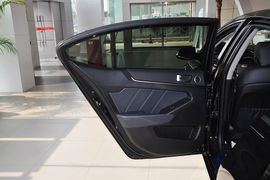 2012款起亚凯尊2.4L尊贵型到店实拍