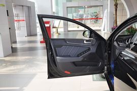 2012款起亚凯尊2.4L尊贵型到店实拍