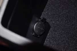 2012款起亚凯尊2.4L尊贵型到店实拍