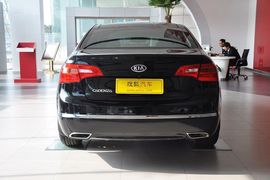 2012款起亚凯尊2.4L尊贵型到店实拍