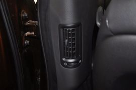 2013款起亚索兰托2.4L豪华版5座