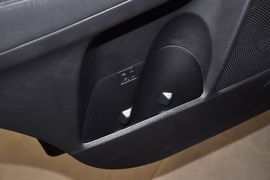 2013款起亚索兰托2.4L豪华版5座