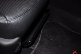 2013款起亚索兰托2.4L豪华版5座