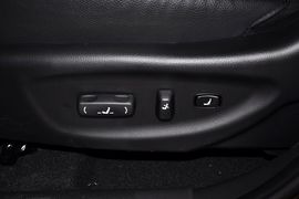 2013款起亚索兰托2.4L豪华版5座