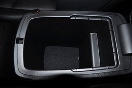 2013款起亚索兰托2.4L豪华版5座