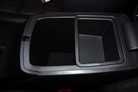 2013款起亚索兰托2.4L豪华版5座