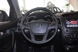2013款起亚索兰托2.4L豪华版5座