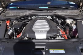 2013款奥迪A8L