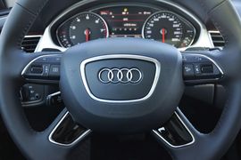 2013款奥迪A8L