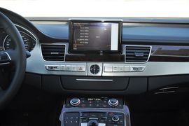 2013款奥迪A8L