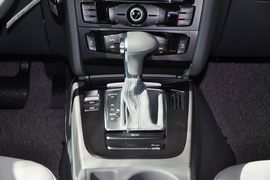 2013款奥迪A4L