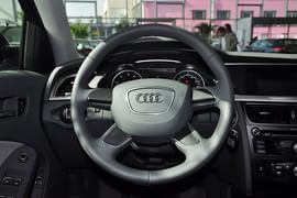 2013款奥迪A4L