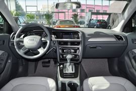 2013款奥迪A4L